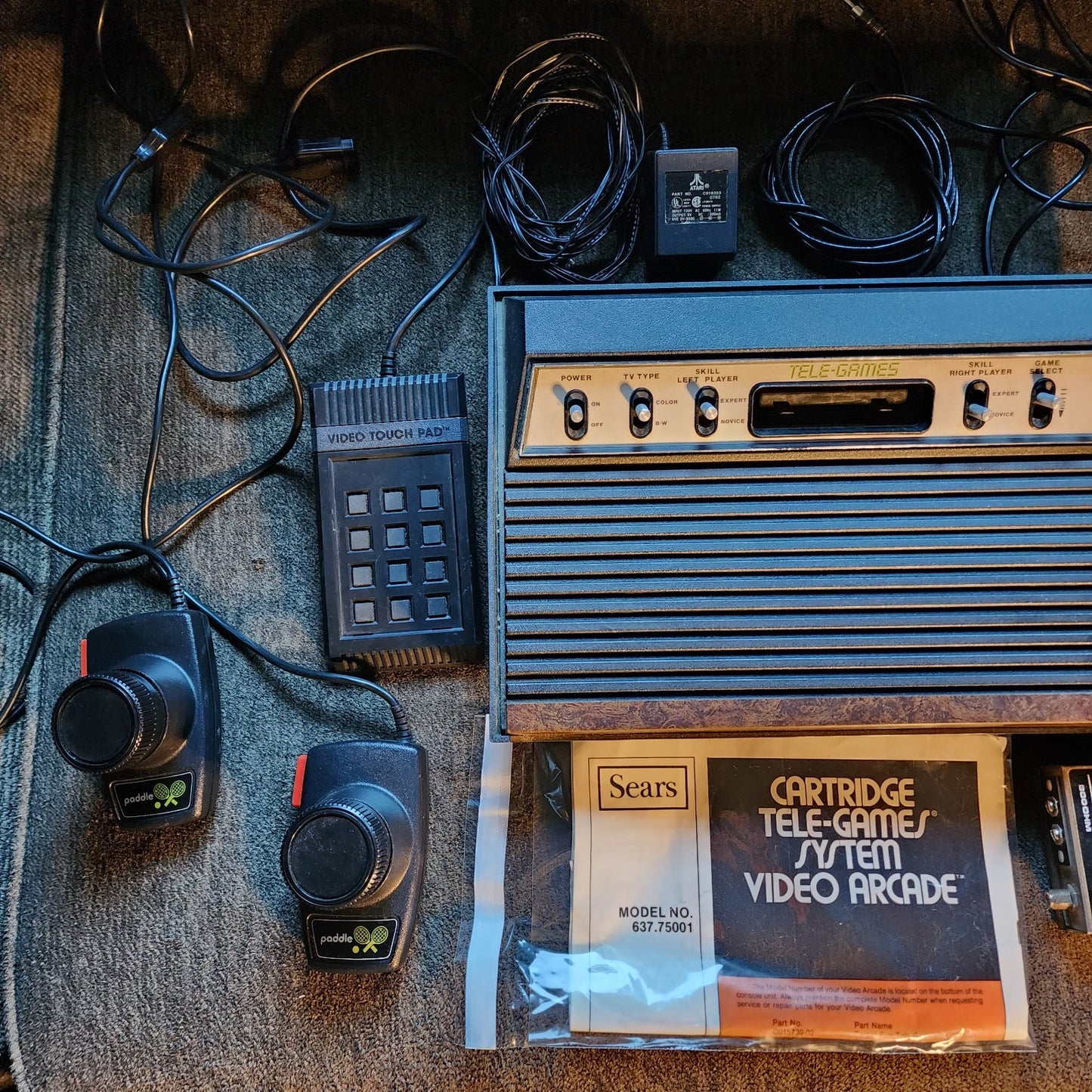Vintage Sears Tele-Games Video Arcade Atari Console TESTED Working & Controllers
