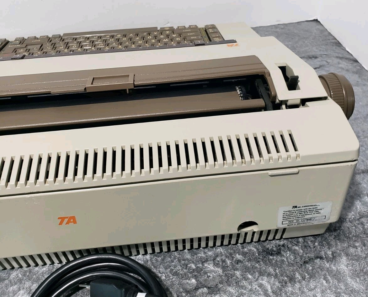 TA Royal 420 Electric Typewriter Vintage Working Office Machine
