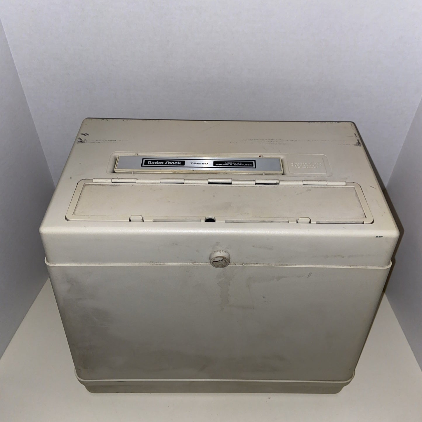RadioShack TRS-80 Model4P, Vintage Portable Computer, Working