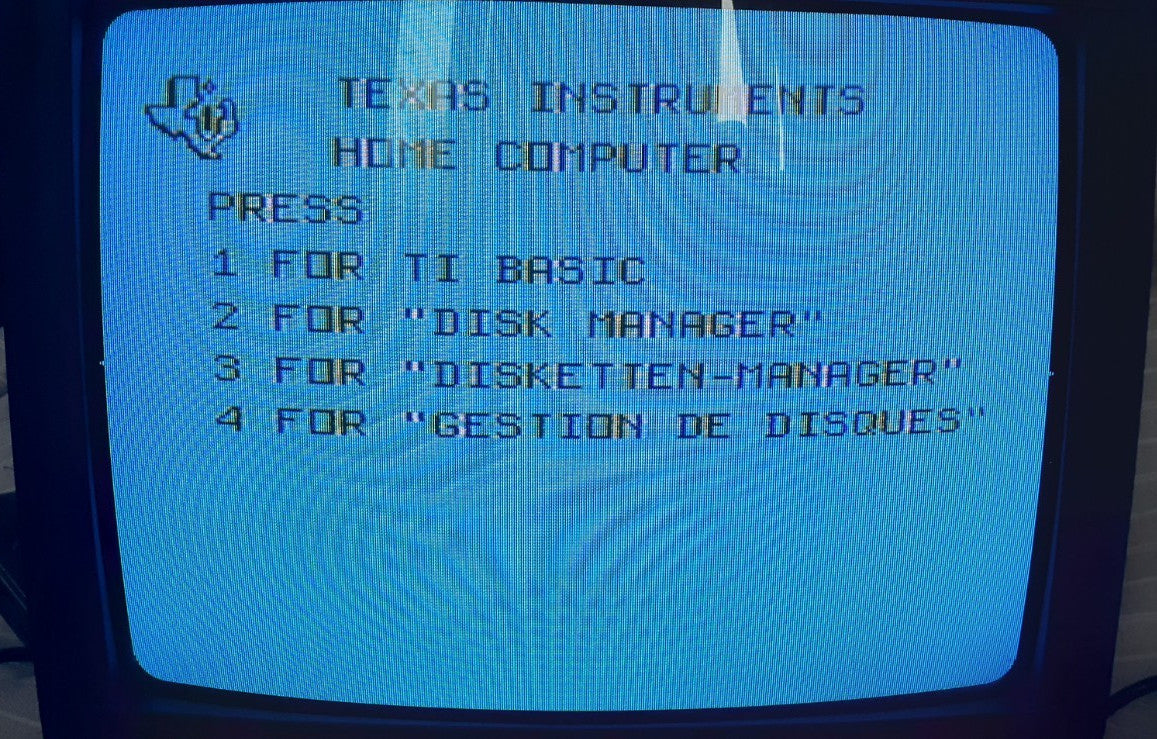 Vintage Texas Instruments TI-99/4A Home Computer +Disk Manager 2 Cartridge Works