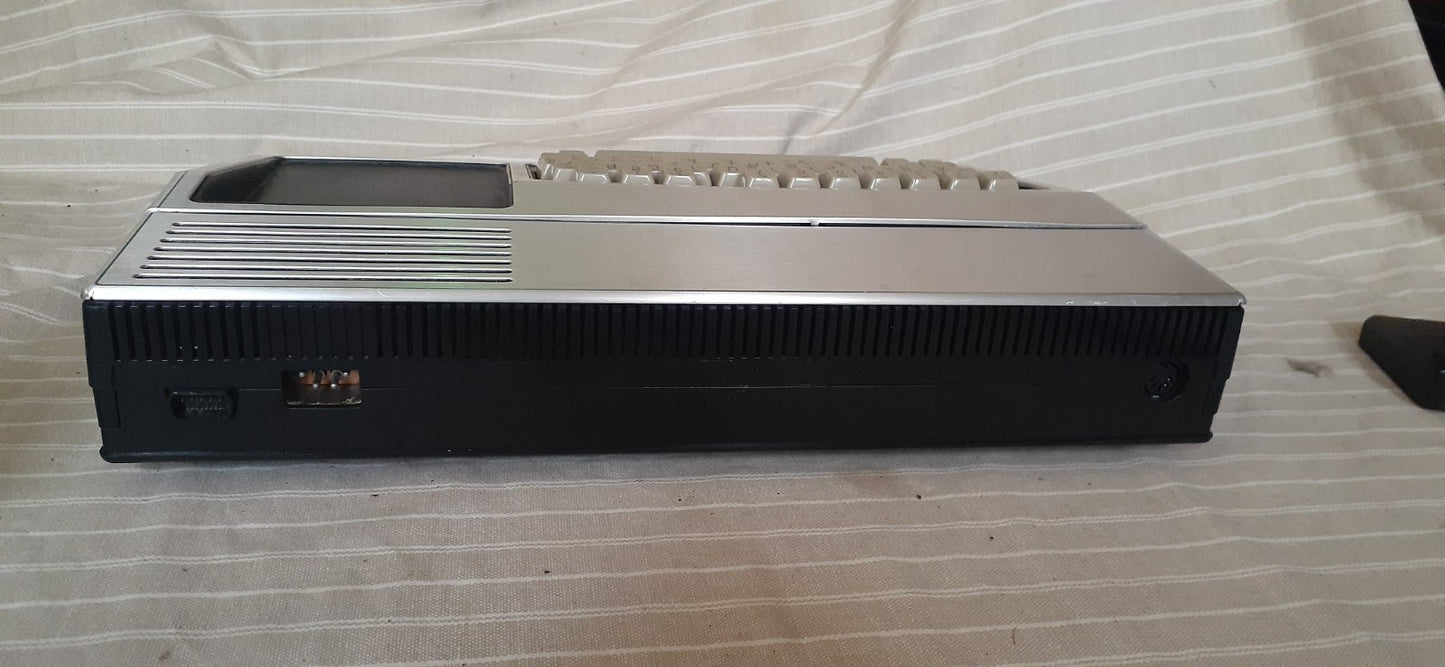 Vintage Texas Instruments TI-99/4A Home Computer +Disk Manager 2 Cartridge Works
