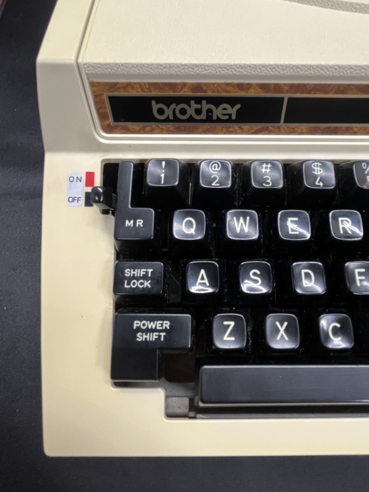 Brother Profile Electric 12 Typewriter w/ Case Vintage Superclean Tested Working