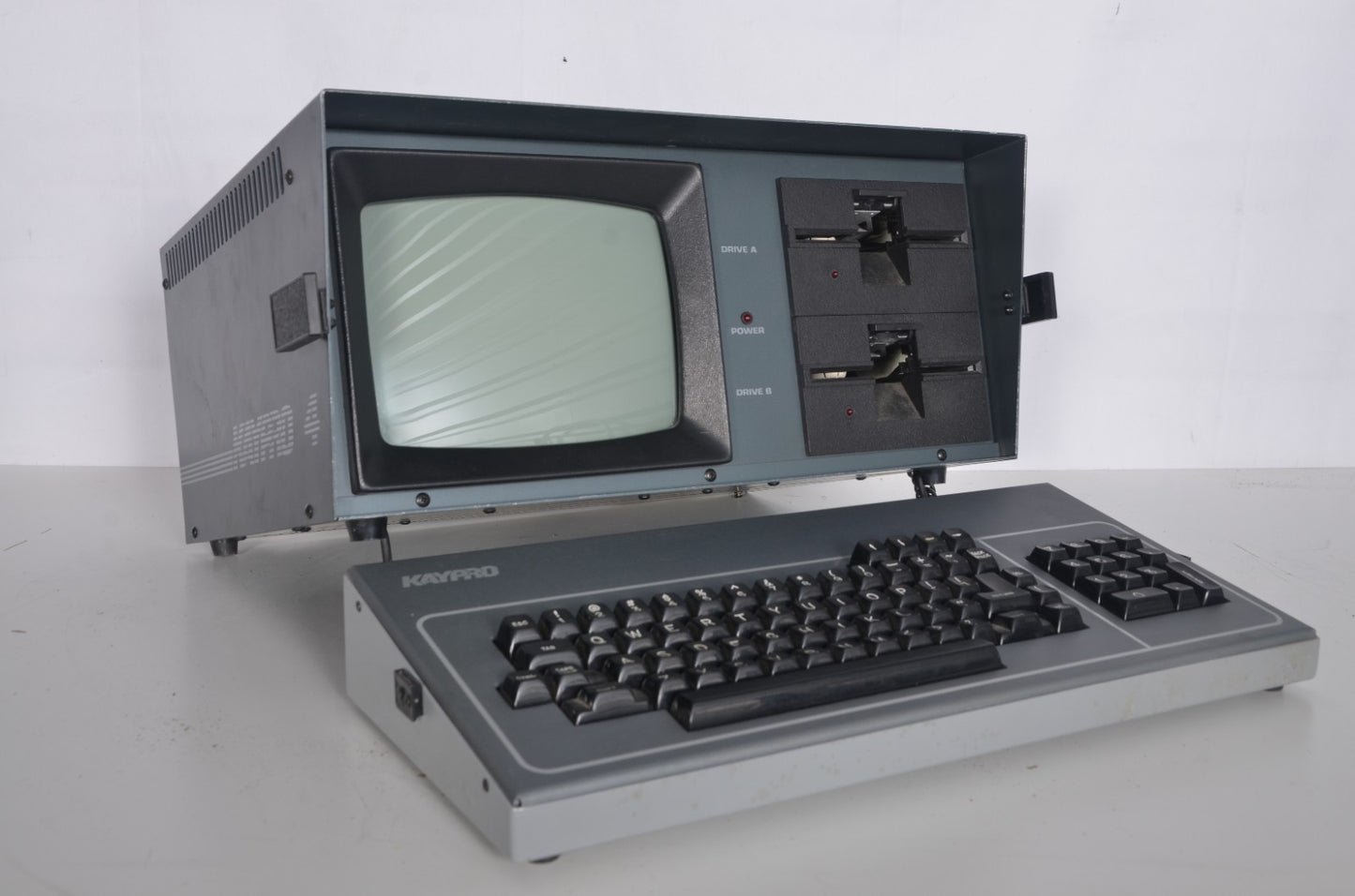 Vintage Kaypro 4 Portable Computer Powers On Dual 5¼″ Floppies Disk Motors Work