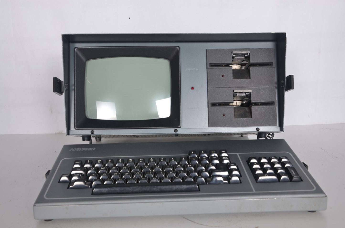 Vintage Kaypro 4 Portable Computer Powers On Dual 5¼″ Floppies Disk Motors Work