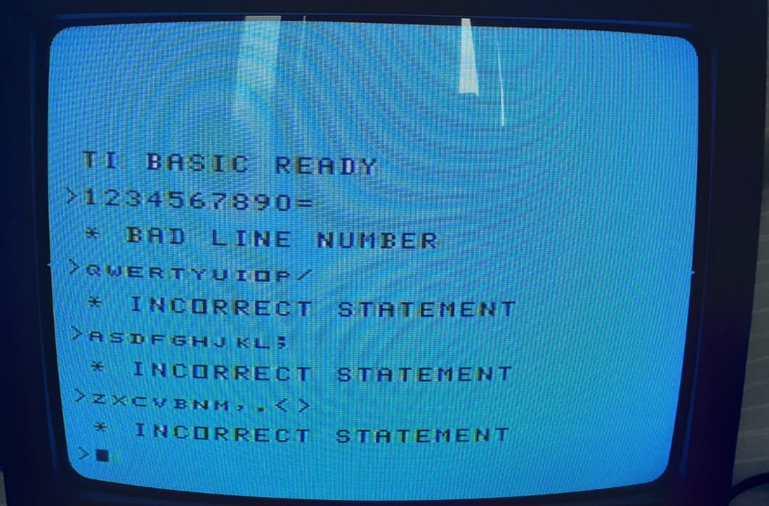 Vintage Texas Instruments TI-99/4A Home Computer +Disk Manager 2 Cartridge Works
