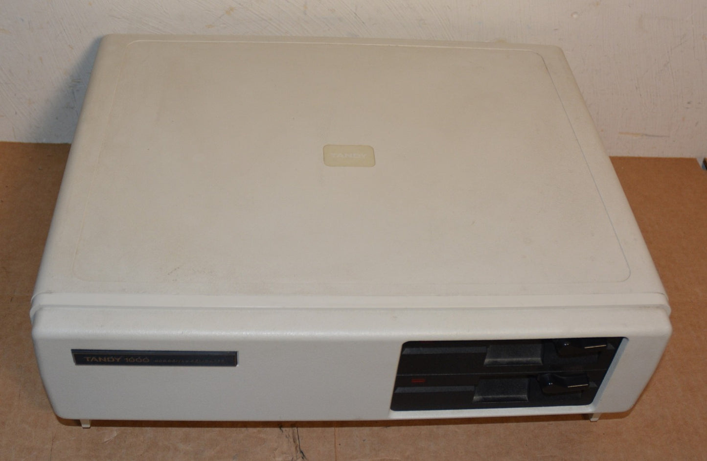 Tandy 1000 Vintage PC Working DOS w/ Keyboard Dual 5.25 Disk Drives