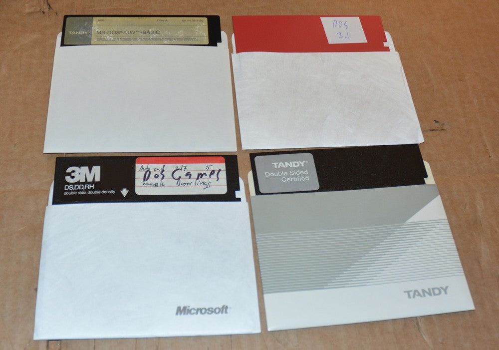 Tandy 1000 Vintage PC Working DOS w/ Keyboard Dual 5.25 Disk Drives
