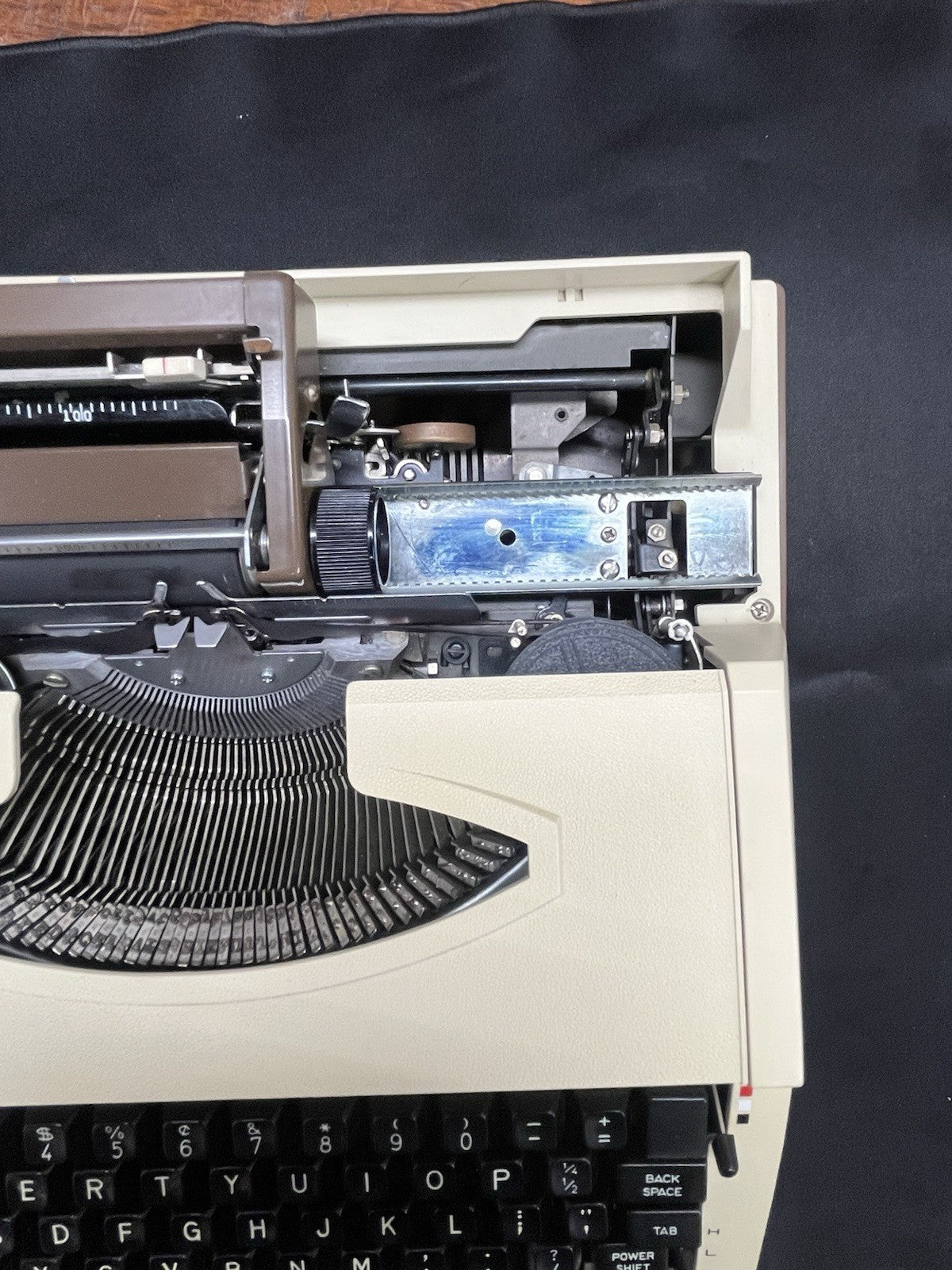 Brother Profile Electric 12 Typewriter w/ Case Vintage Superclean Tested Working
