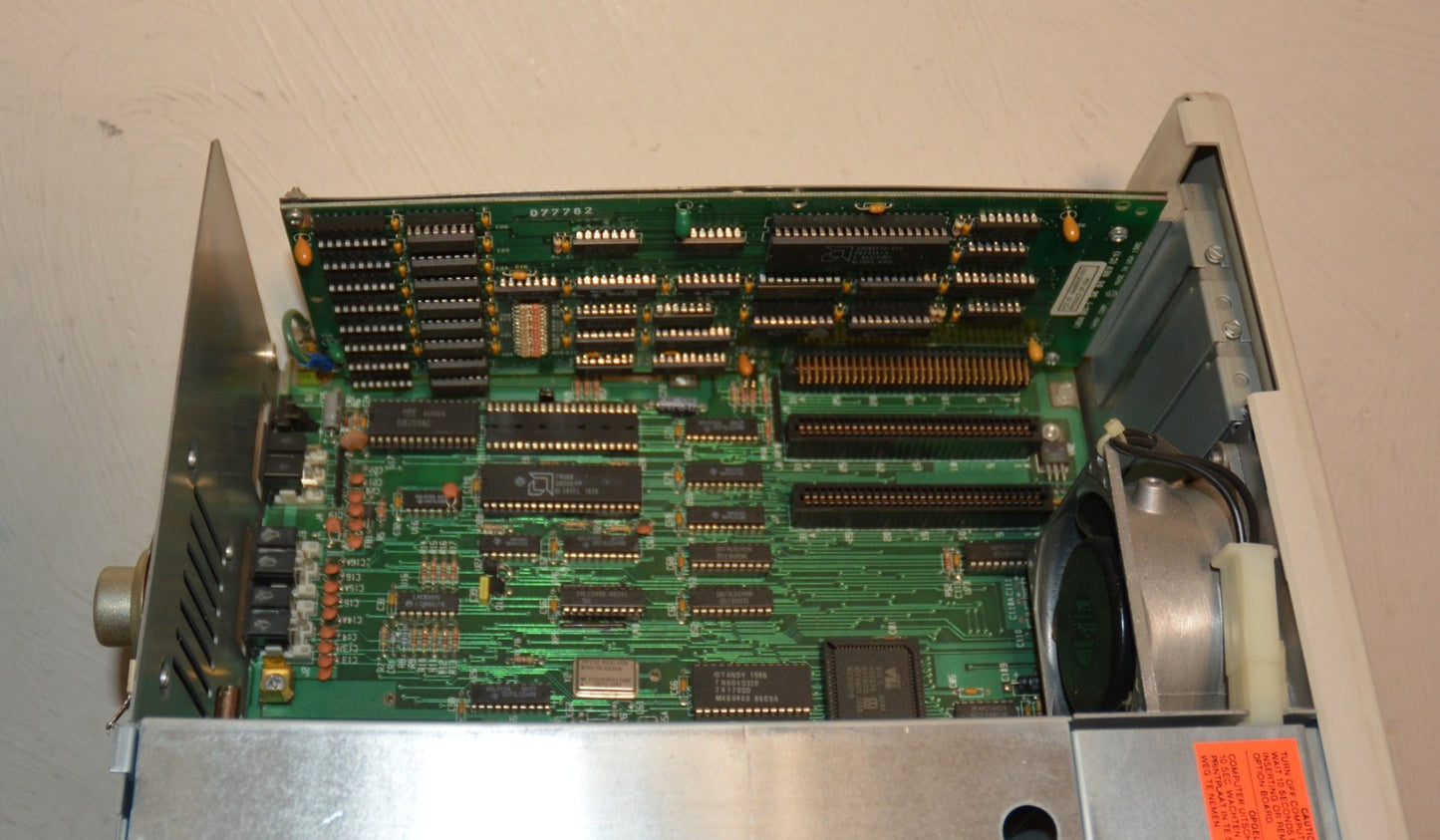 Tandy 1000 Vintage PC Working DOS w/ Keyboard Dual 5.25 Disk Drives