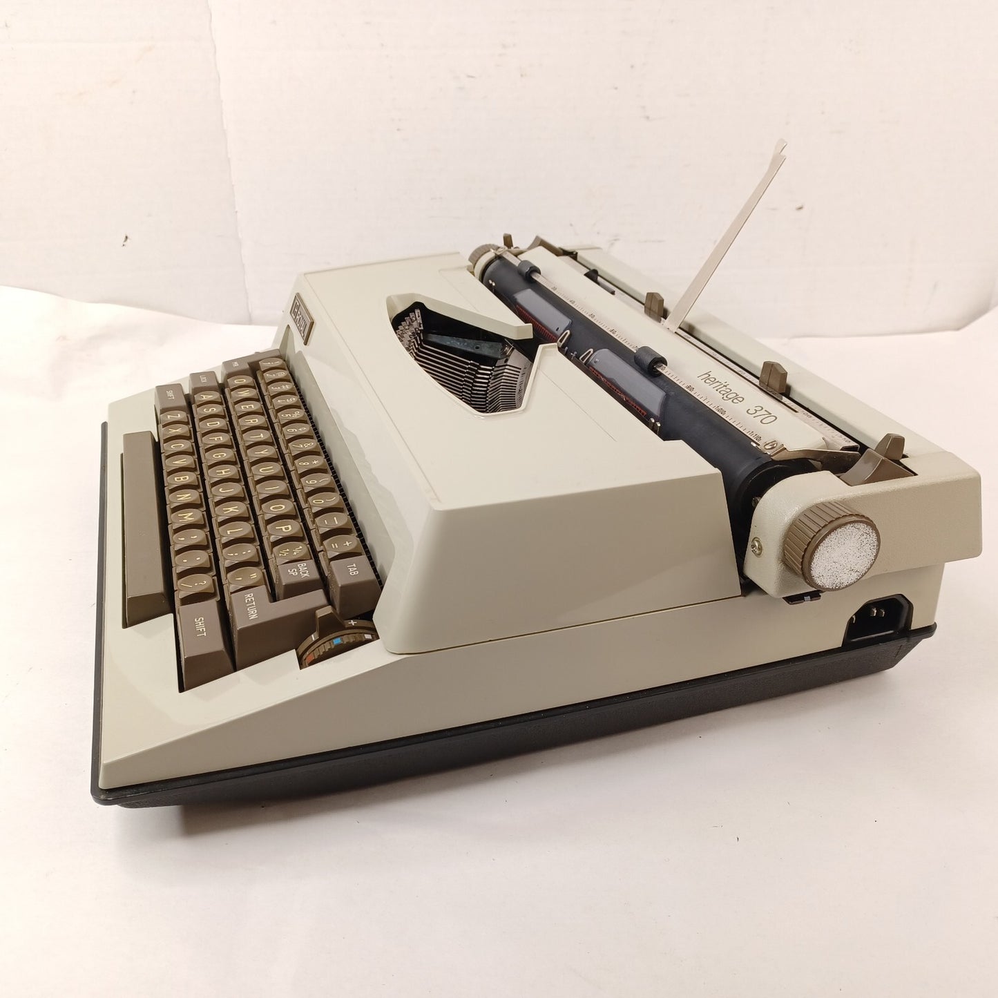 Vintage Heritage 370 Electric Typewriter With Case
