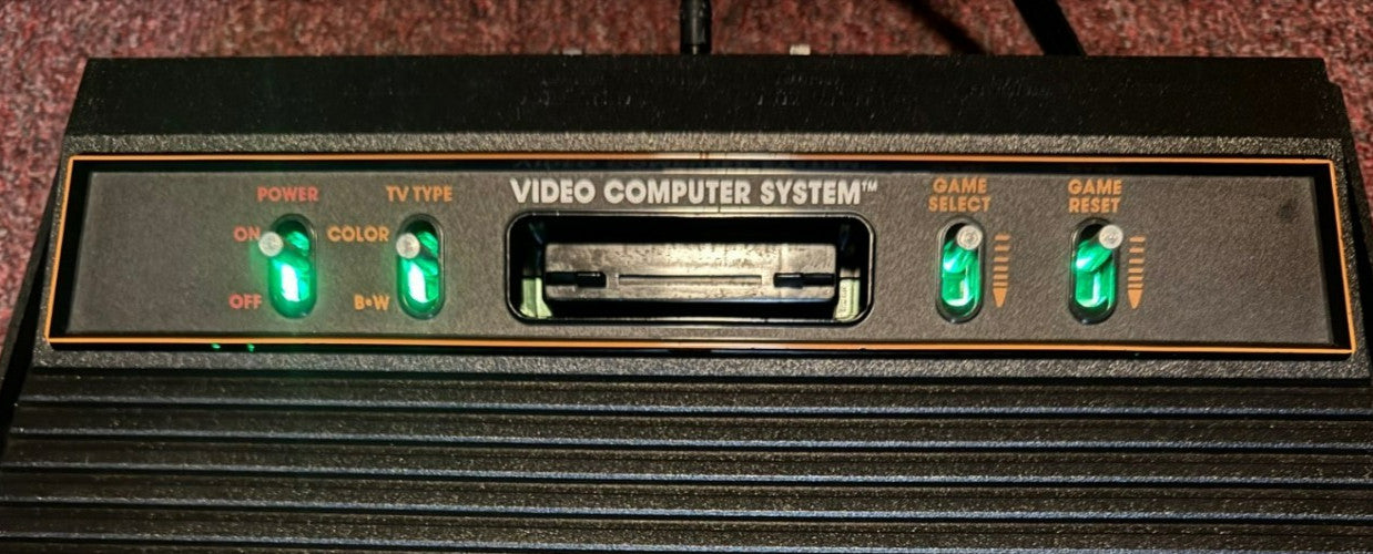 Atari 2600 Vintage 1980 Video Computer System Works on All TV's EXCELLENT!
