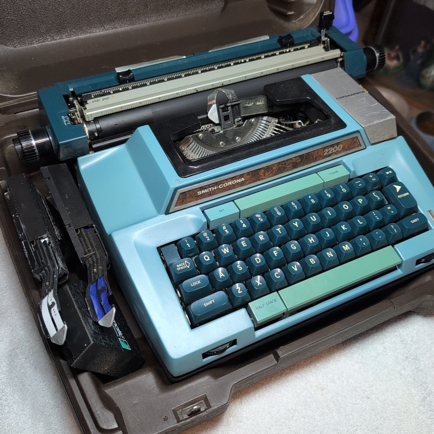 Smith Corona Coronamatic 2200 Electric Typewriter w/ Case Tested Working Vintage