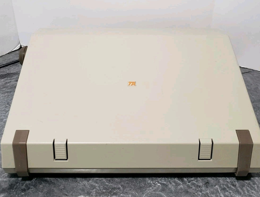 TA Royal 420 Electric Typewriter Vintage Working Office Machine