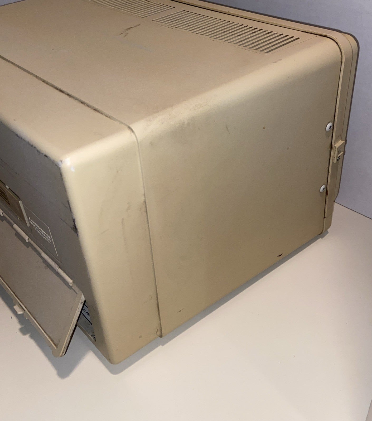 RadioShack TRS-80 Model4P, Vintage Portable Computer, Working